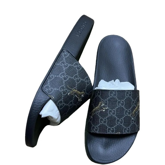 Gucci GG Supreme Tigers Slide - Picture 4 of 6